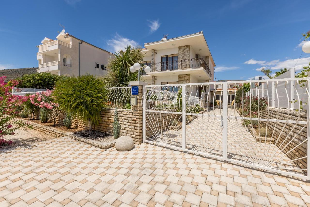 Villa Ratka Trogir Bagian luar foto