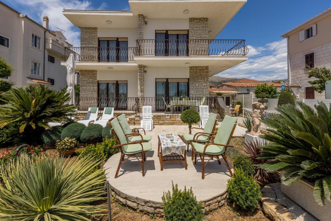 Villa Ratka Trogir Bagian luar foto