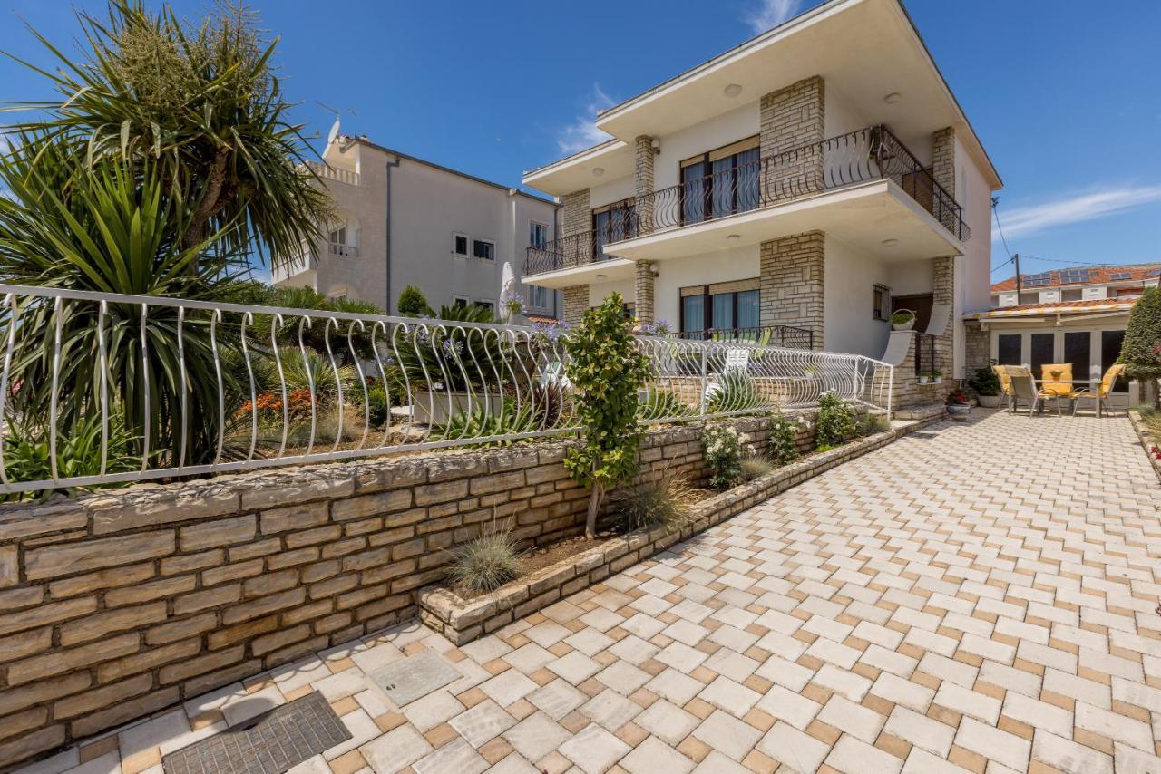 Villa Ratka Trogir Bagian luar foto