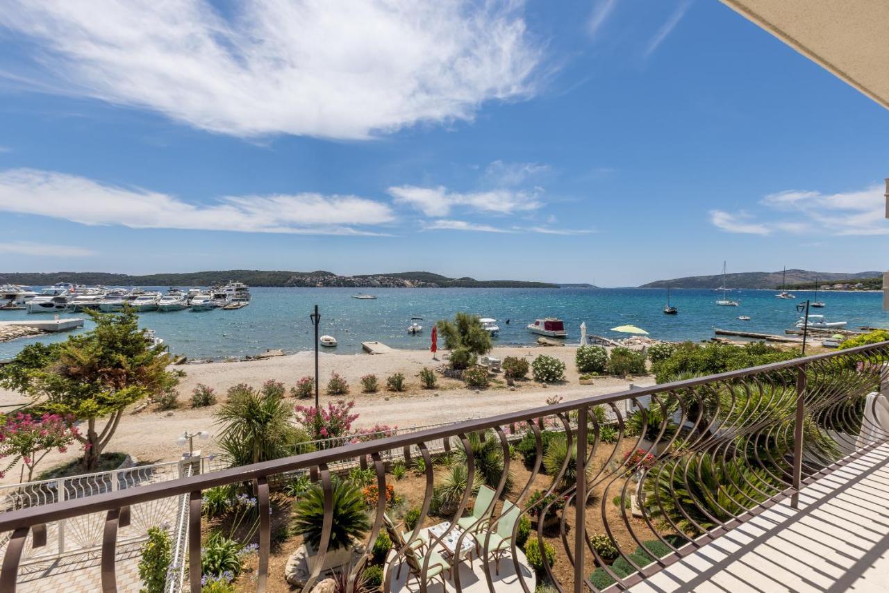 Villa Ratka Trogir Bagian luar foto